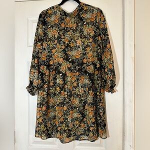NWT Knotsisters Kortnee Elaine Floral dress. Very sheer material.
